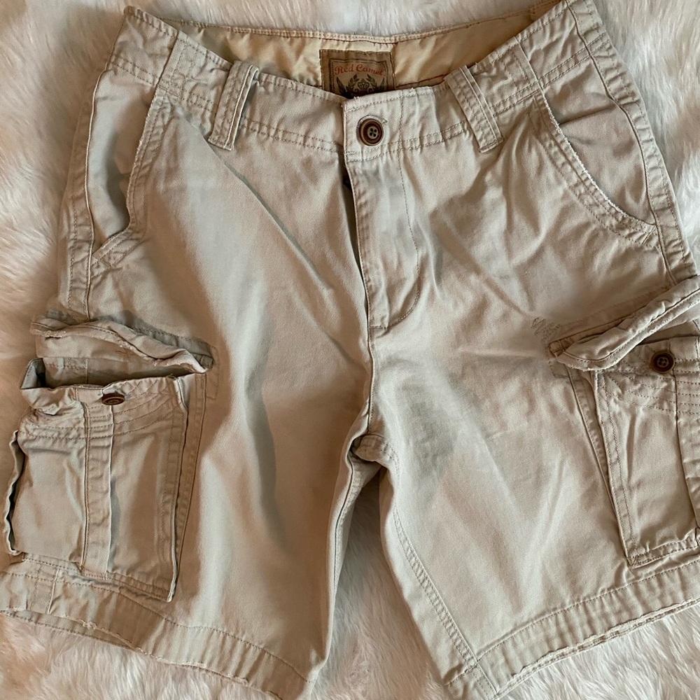 Men’s Khaki Cargo Shorts
